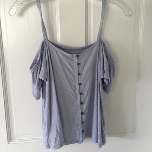 American Eagle off the shoulder blouse!